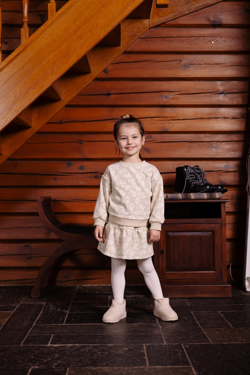 Sweater all over print creme | AOP White Animal