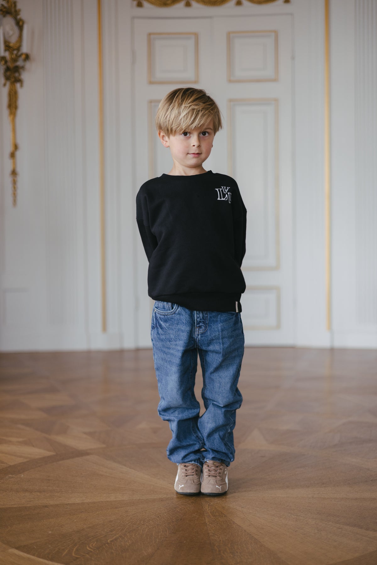 Zwarte sweater met ruglogo | Black