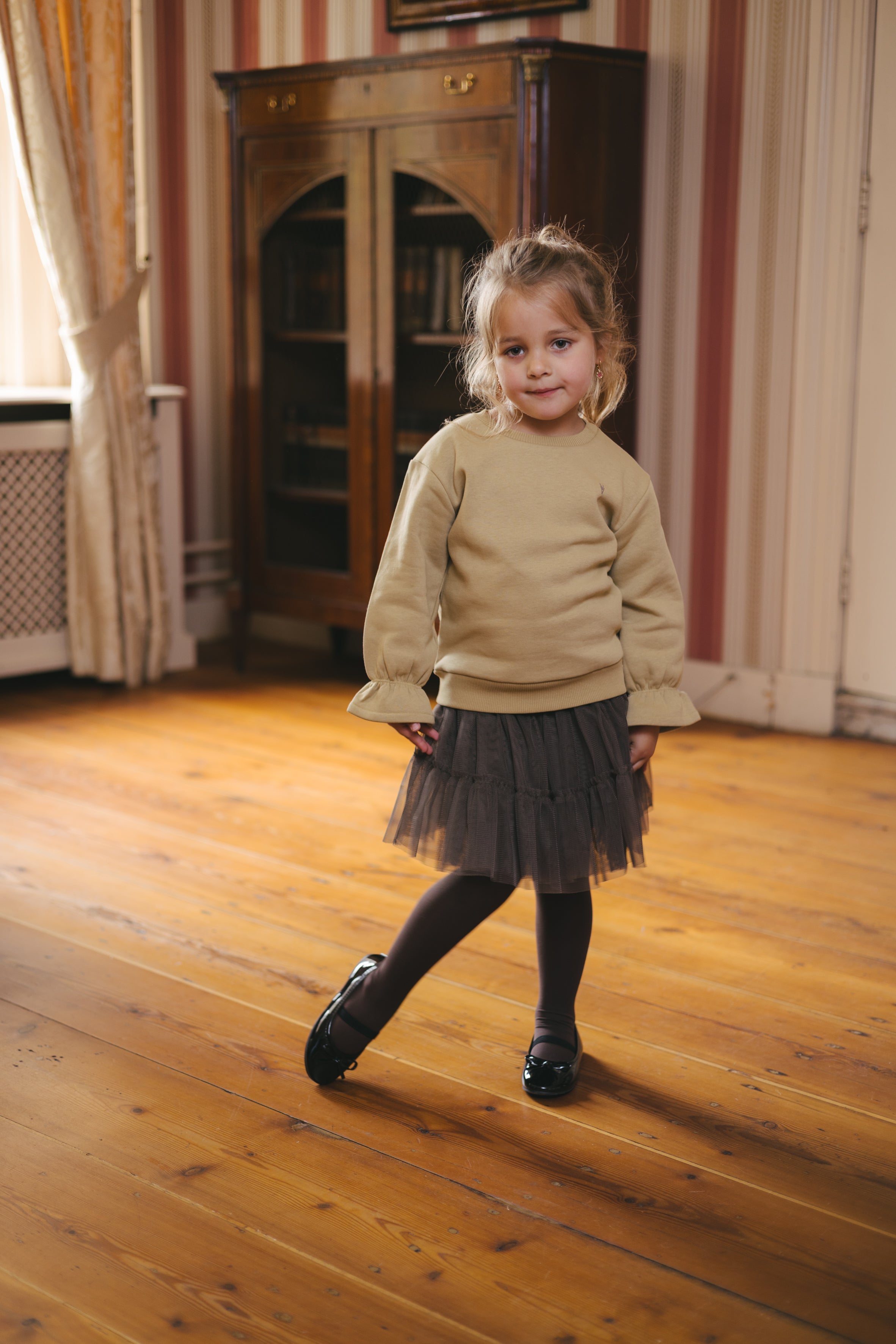 Lichtgroene sweater met rugprint | Light Green