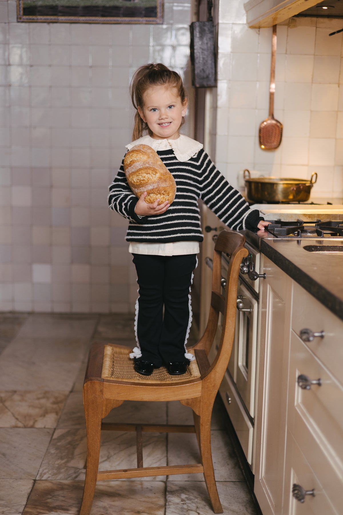 Zwarte gestreepte sweater | AOP White Stripe